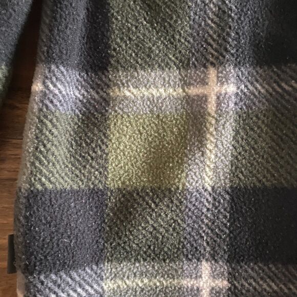 Eddie Bauer Plaid Sherling-Lined Shacket Boys' 4/5 - Picture 6 of 7